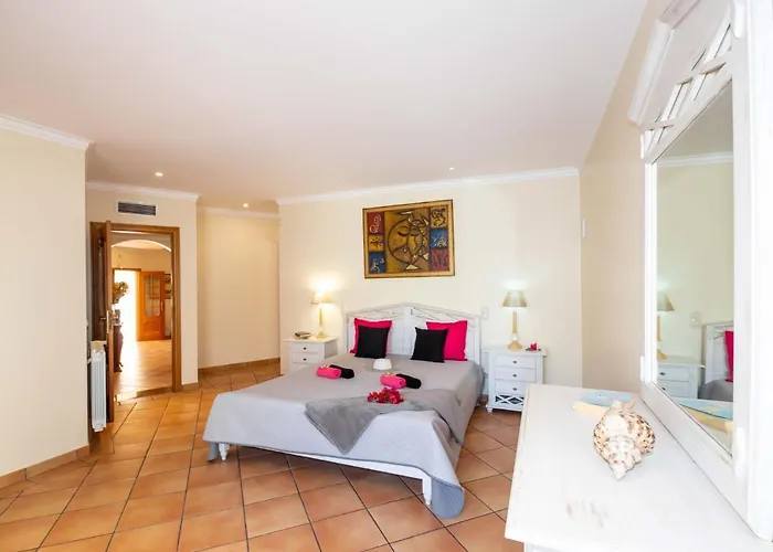 Samoa By Algarve Vacation Villa